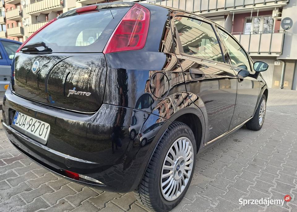 Fiat Grande Punto 14 8v 75 1386cm3 Jelcz-Laskowice sprzedam