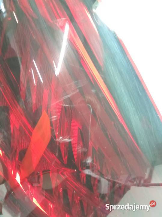 LAMPA TYŁ LEWA LED EUROPA MercedesBenz Cklasa IV