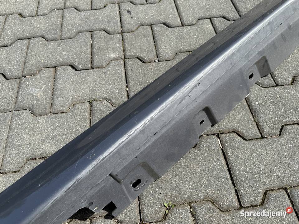 BMW F10 F11 nakładka progu prawa strona listwa Brzozówka