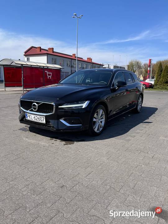 Volvo V60 D3 Momentum Pro 20D 150 Koło