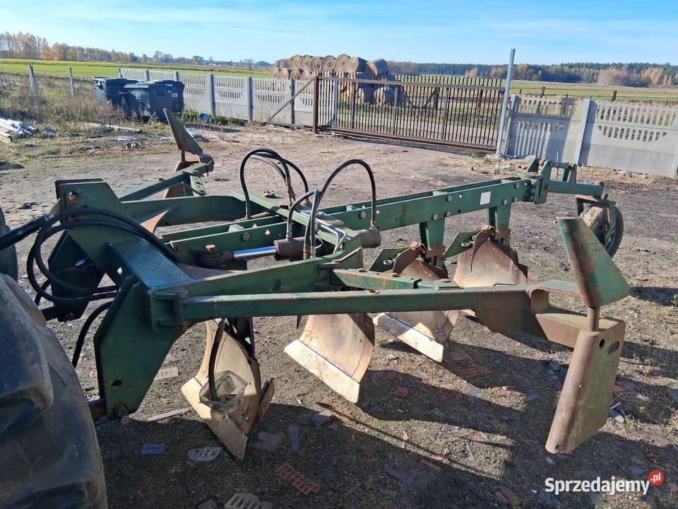 Pług 4 wachadlowy obrotowyzabezpieczenia kolkowe Stany
