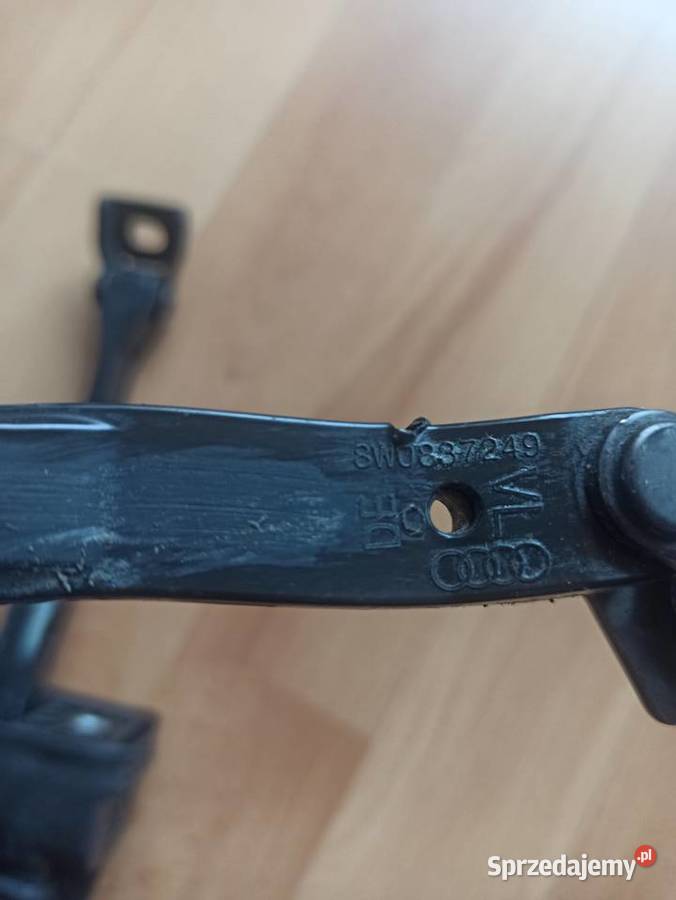 Audi a4 b9 ogranicznik drzwi przód osobowe Karoseria