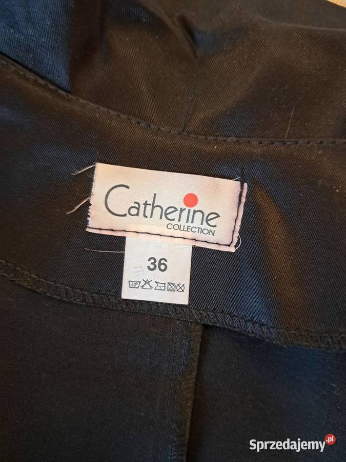 Żakiet czarny błyszczący cienki