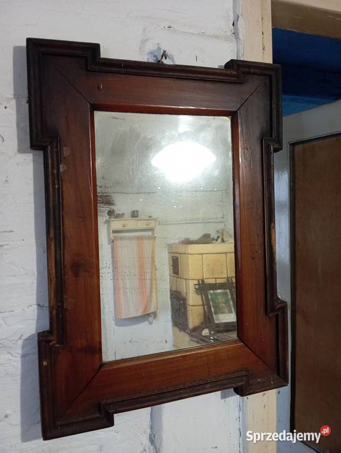Stare lustro w drewnianej ramie Kosina