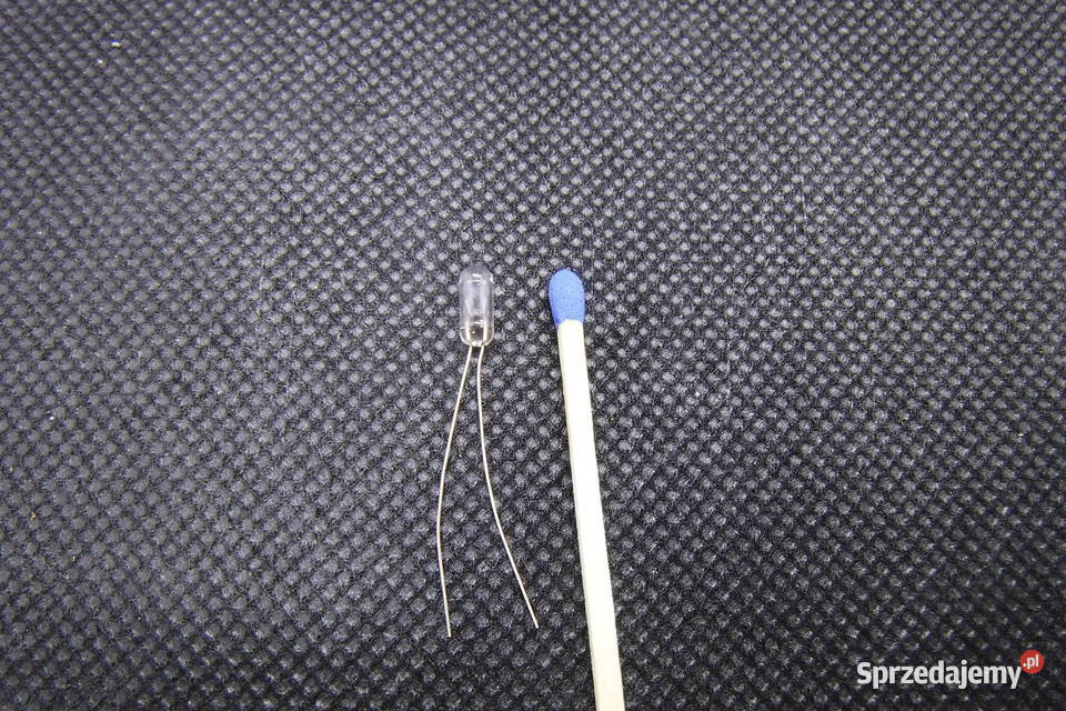 Żarówka miniaturowa 15V 50mA średnica3 mm sprzedam