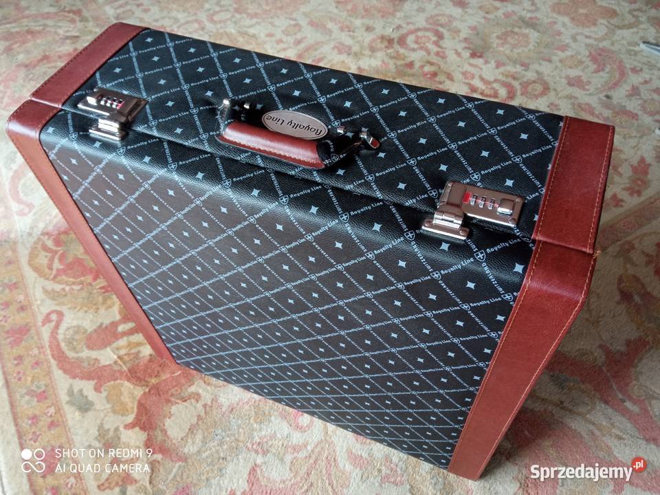 Garnki zestaw w walizce prezent Żagań