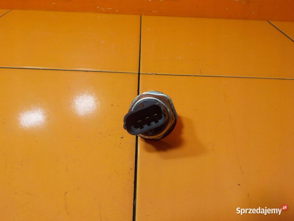 ASTRA K INSIGNIA 16 CDTI 17r 110 B16DTE czujnik Suków