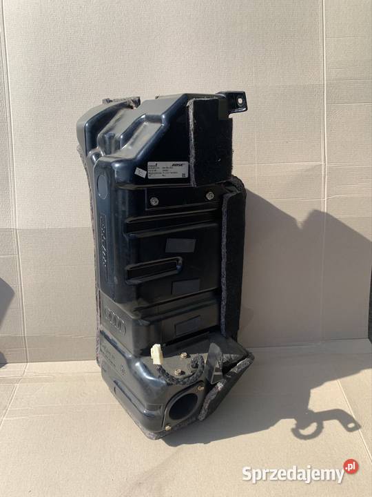4B9035382 subwoofer bose avant bassbox audi Szczecin