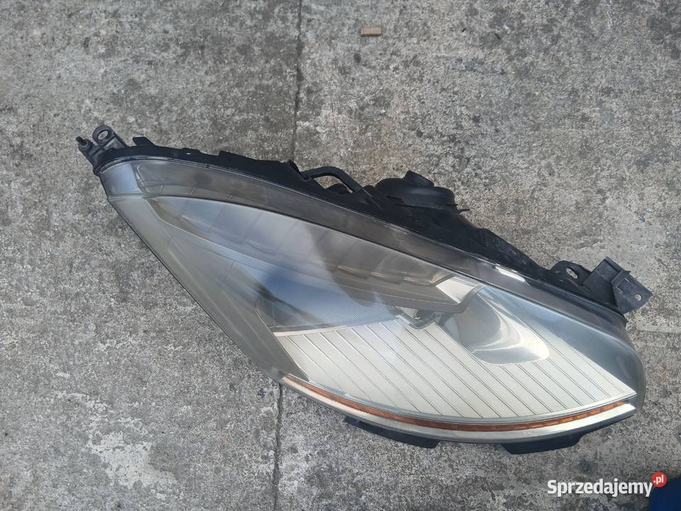 LAMPA PRAWA PRZEDNIA PRAWY PRZÓD CITROEN C4 I prawe Lampy przednie małopolskie Radłów