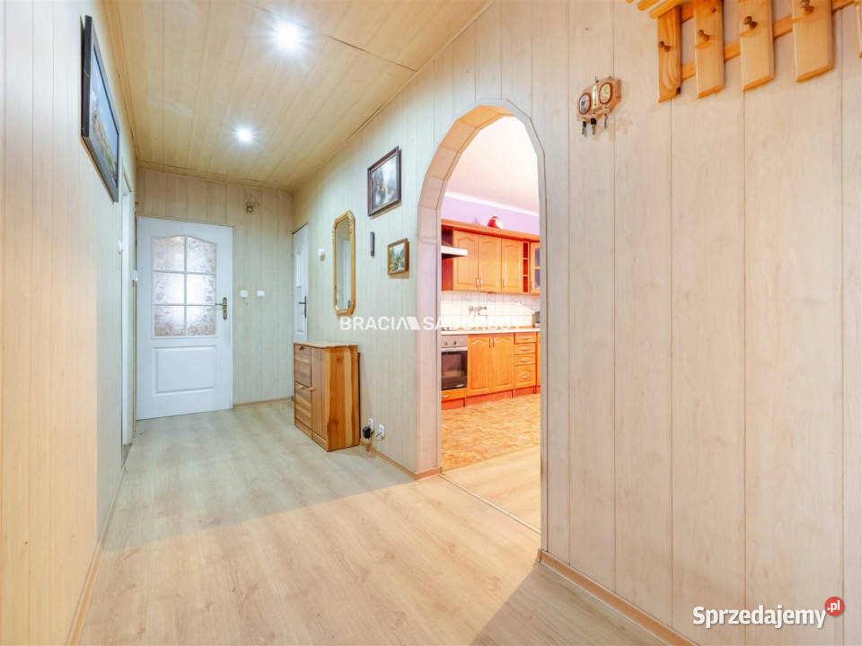 Dom wolnostojący sprzedam Pietrzejowice 195m2 3 piętra i więcej