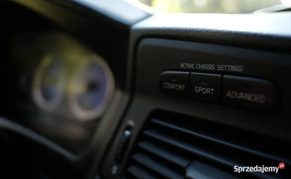 Volvo V70R z ręczną skrzynią zatulejowaniu w FSV 300KM Poznań