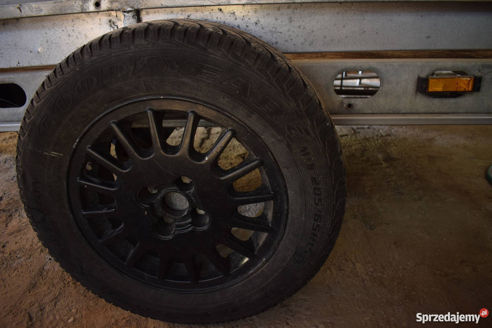 Przyczepa burtowa Wiola W600 Do samochodów osobowych Brodnica