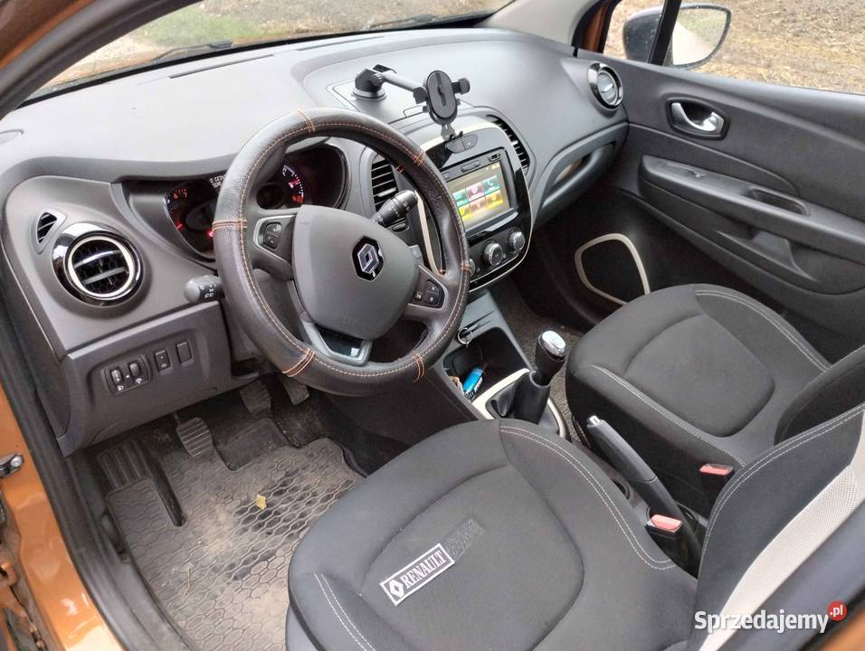 Renault Captur 09TCe manualna Rozprza