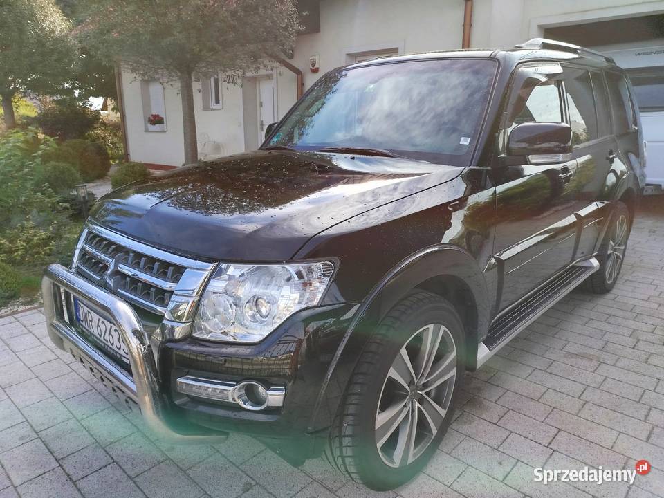 Mitsubishi Pajerojasne skóryFaktura VAT Rok produkcji 2017 Wrocław