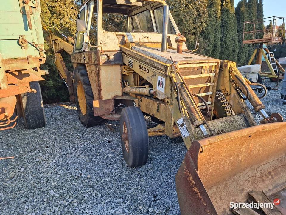 Koparko ładowarka IHC 3500 łódzkie