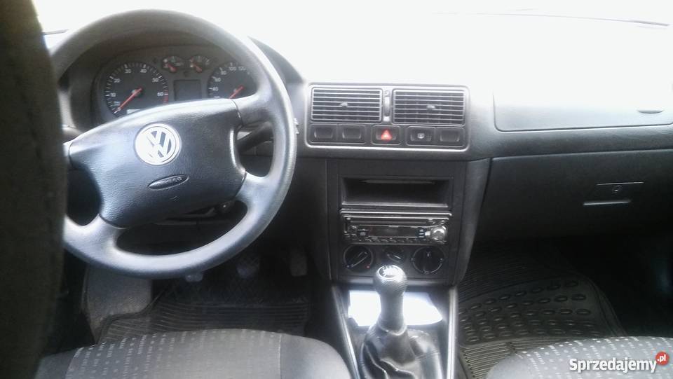 VOLKSWAGEN GOLF IV 14 BENZYNA Niedrzwica Duża