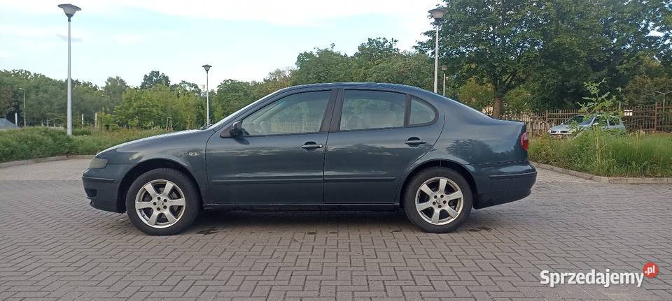 Seat Toledo II 19tdi zwykła pompa przegląd na Sedan / Limuzyna Białystok sprzedam