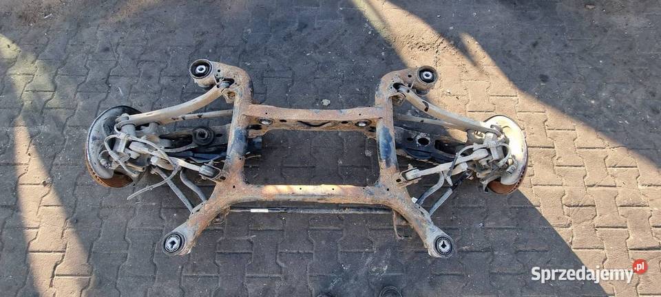 BELKA SANKI TYŁ AUDI Q7 II 4M KOMPLET Lipno