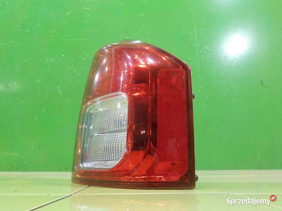 JEEP COMPASS I LIFT I 22 CRD 11r lampa prawa tyl Suków sprzedam