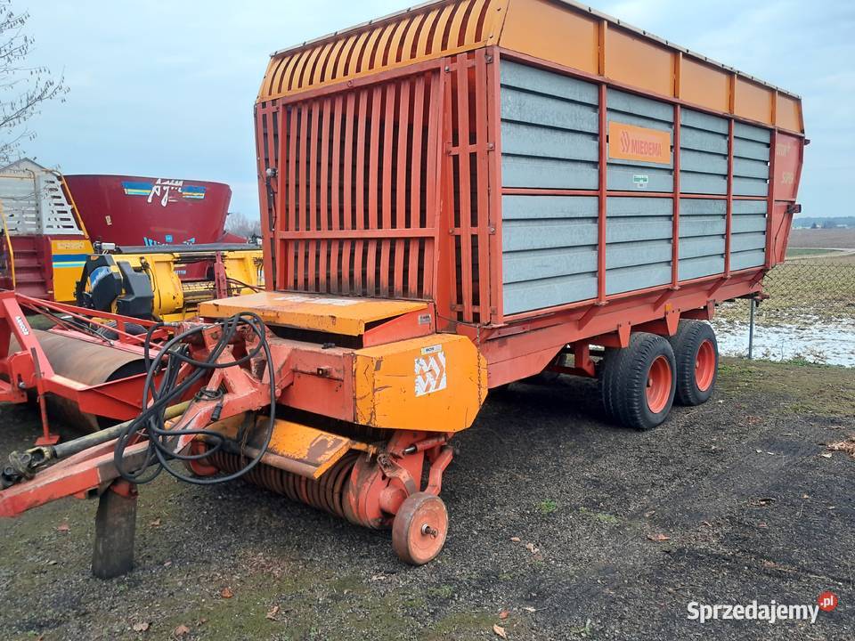 Przyczepa samozbierająca Miedema LR 550 nieuszkodzony Ryki sprzedam