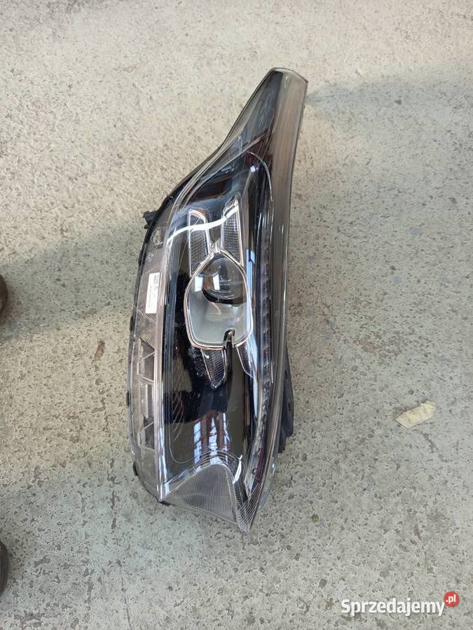 Reflektor prawy kia x ceed full LED orginal Części samochodowe sprzedam