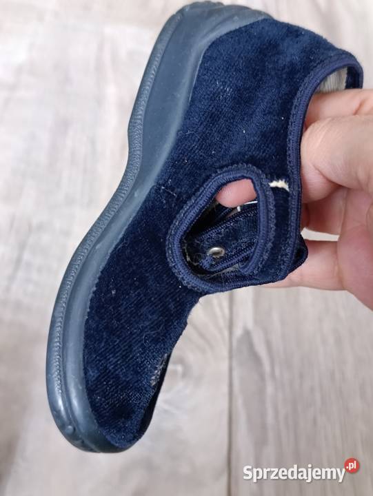 kapcie chłopięce buty rozmiar 23 długość wkładki chłopiec wielkopolskie Poznań