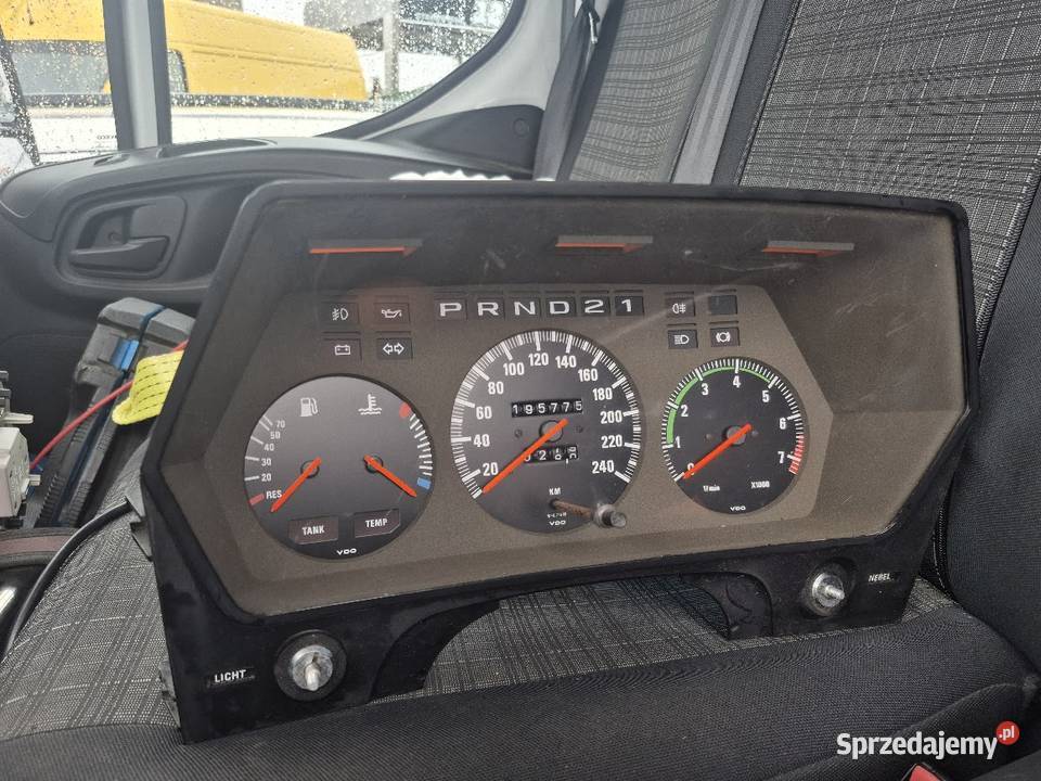 BMW E24 zegary automat Podozierany sprzedam