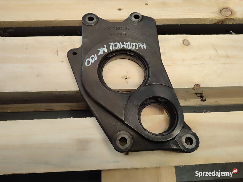 Obudowa PTO 230094A2 McCormick MC 100 Wilkowo sprzedam