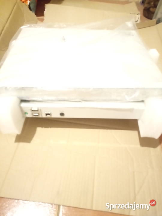 Serwery z wyposażeniem detalplus Drwalew