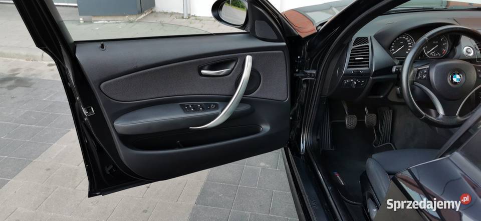 BMW Seria 1 E87 09r 20 170 fabryczny lakier czarny wielkopolskie Poznań