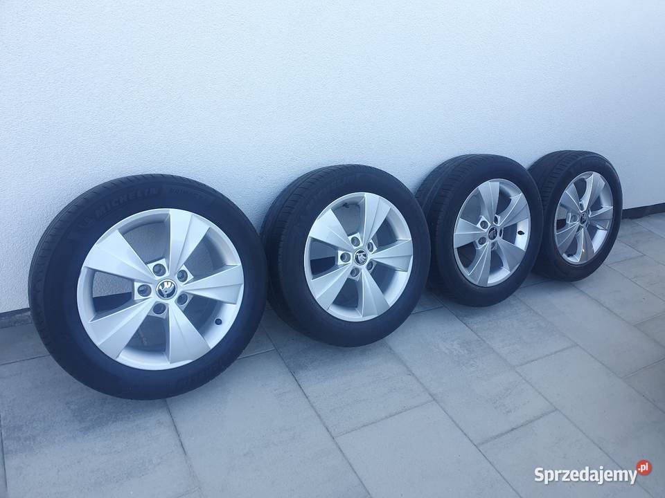 Felgi skoda 5x112 aluminiowe z oponami 2055516 dolnośląskie Oleśnica