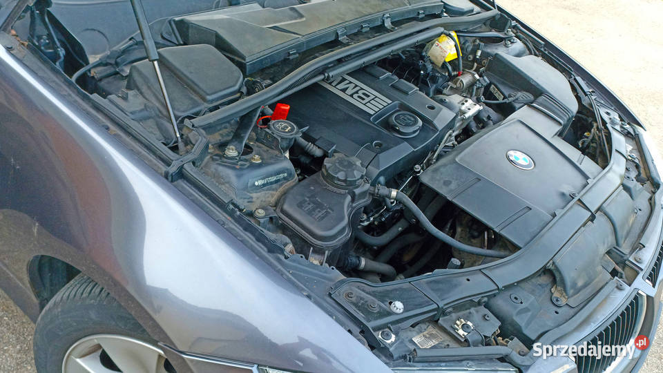 BMW E90 318i benzyna 20 143 2007 200700km Kęty sprzedam