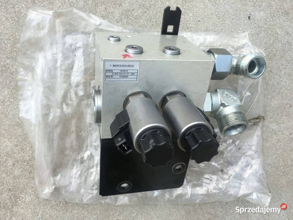Elektro Zawór Rozdzielacz Hydrauliczny A Maszewo sprzedam