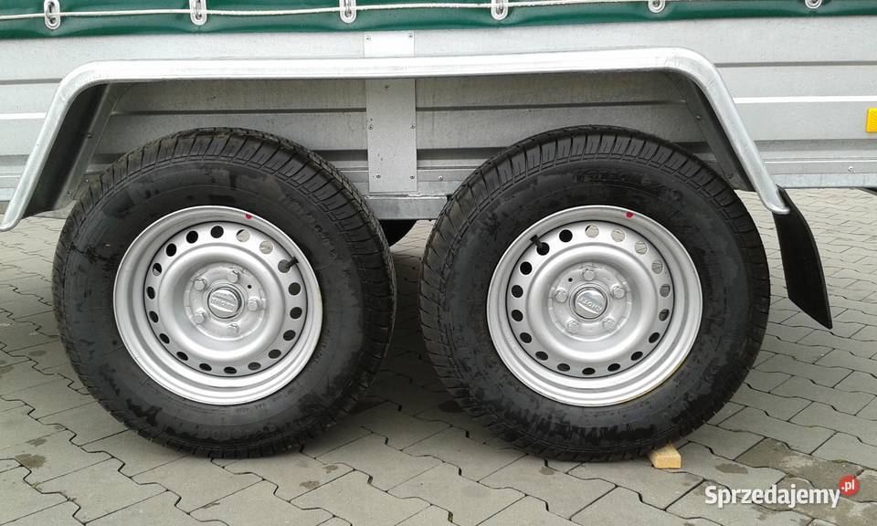 Przyczepa Rydwan 270x150x180 dwuosiowa plandeka