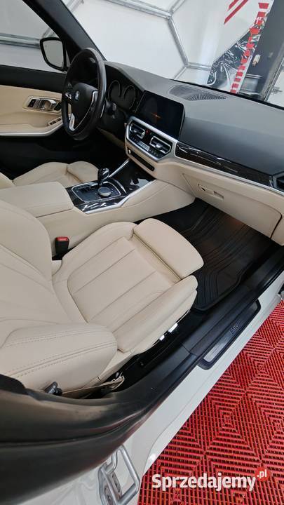PIĘKNE BMW 330XI Kobylnica