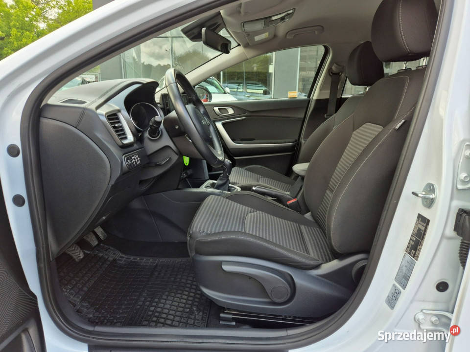Kia Nowy Ceed 15 TGDI 160 6MT Wersja M łódzkie