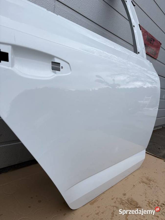 SKODA OCTAVIA III DRZWI PRAWY TYŁ 5e983331 1KM Jabłonna