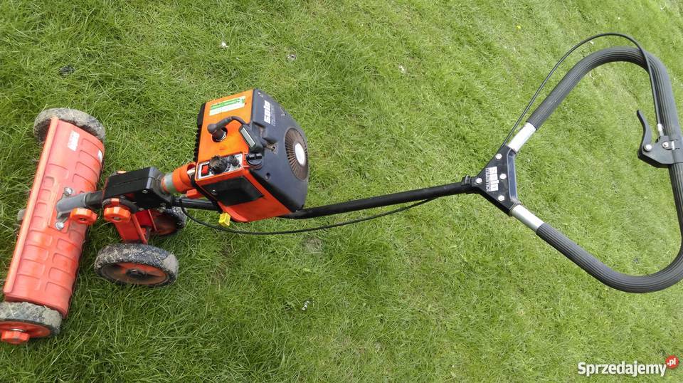 Wertykulator Spalinowy Solo