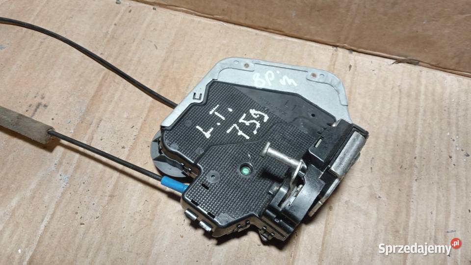 AVENSIS T25 FL KOMBI ZAMEK DRZWI TYŁ LEWY 8 PIN
