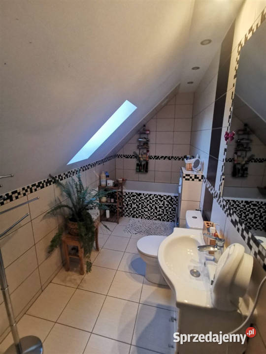 Dom wolnostojący do sprzedania 280m2 Siedlęcin