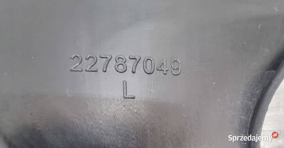 OPEL INSIGNIA A LIFT KRATKA W ZDERZAK LISTWA osobowe