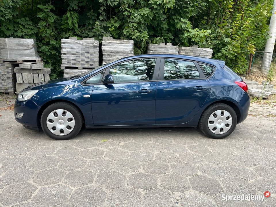 Opel Astra 17 CDTI
