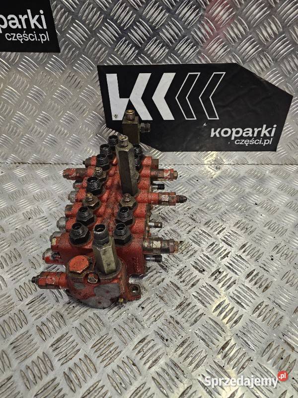Kompletny rozdzielacz hydrauliczny Kubota KH90 z Gdynia sprzedam