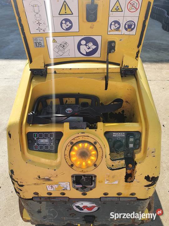 Walec okołkowany Wacker Neuson RT82SC2 2011 r nie Mszana Dolna