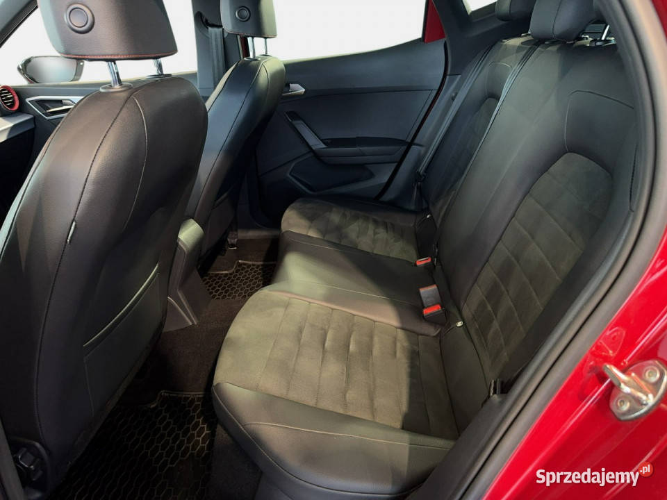 Seat Arona VAT 23 FR 10TSI 110 M6 2021 r salon I relingi dachowe Myślenice