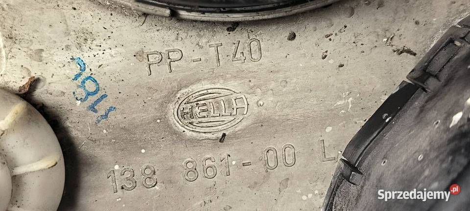 LAMPA PRAWA PRZÓD VOLKSWAGEN GOLF III 13886100 Lipno