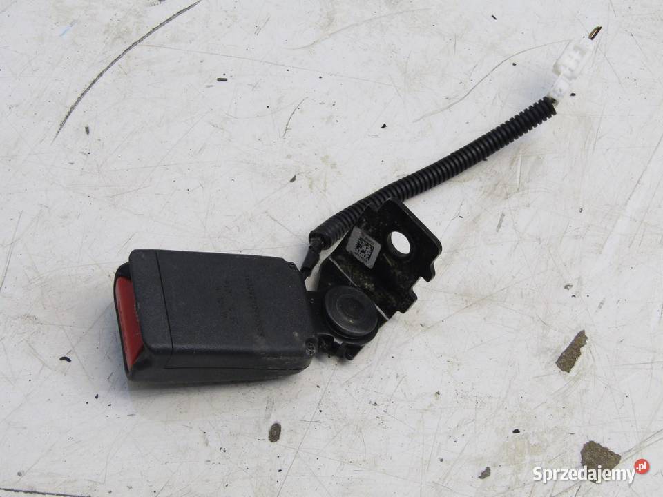 ZAPINKA PASA FOTELA TYLNEGO TYŁ HYUNDAI I20 II sprzedam