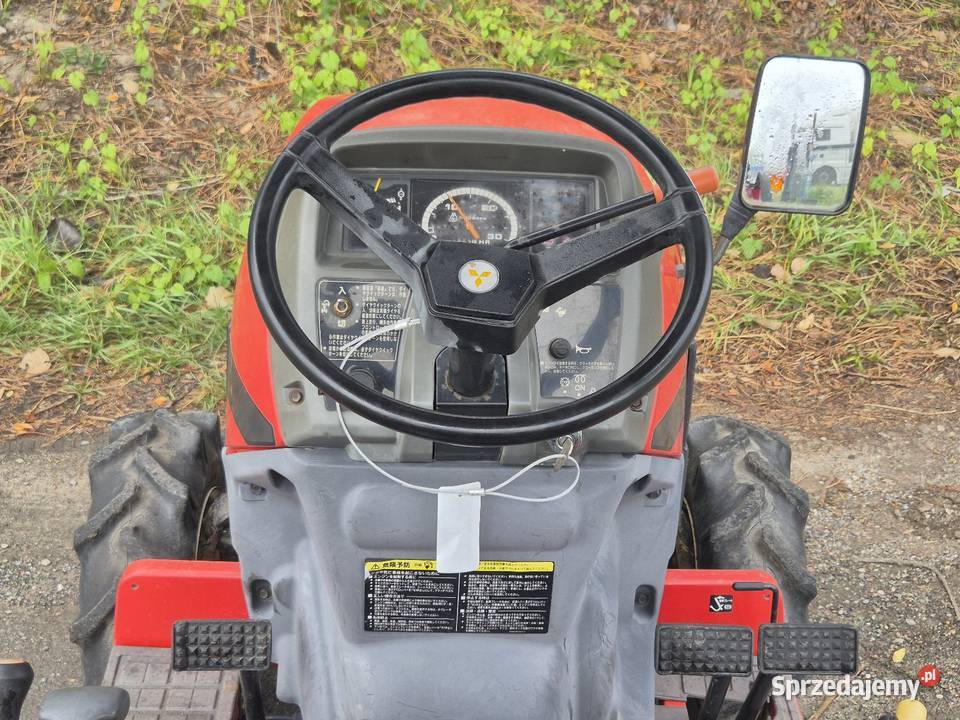 Traktorek traktor MITSUBISHI MT190D 19 44 Napęd 4x4 sprzedam
