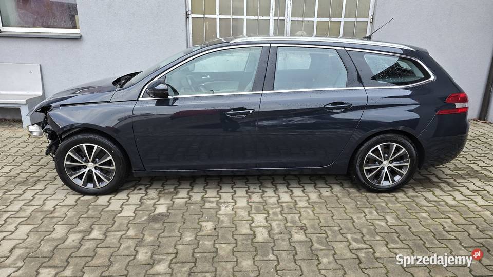 Peugeot 308 130 eTHP Stop Start Access manualna Nowy Świętów
