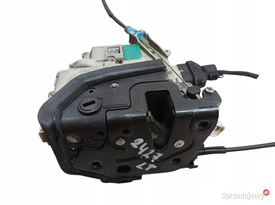 ZAMEK DRZWI TYŁ LEWY EUROPA 8K0839015C Audi A3